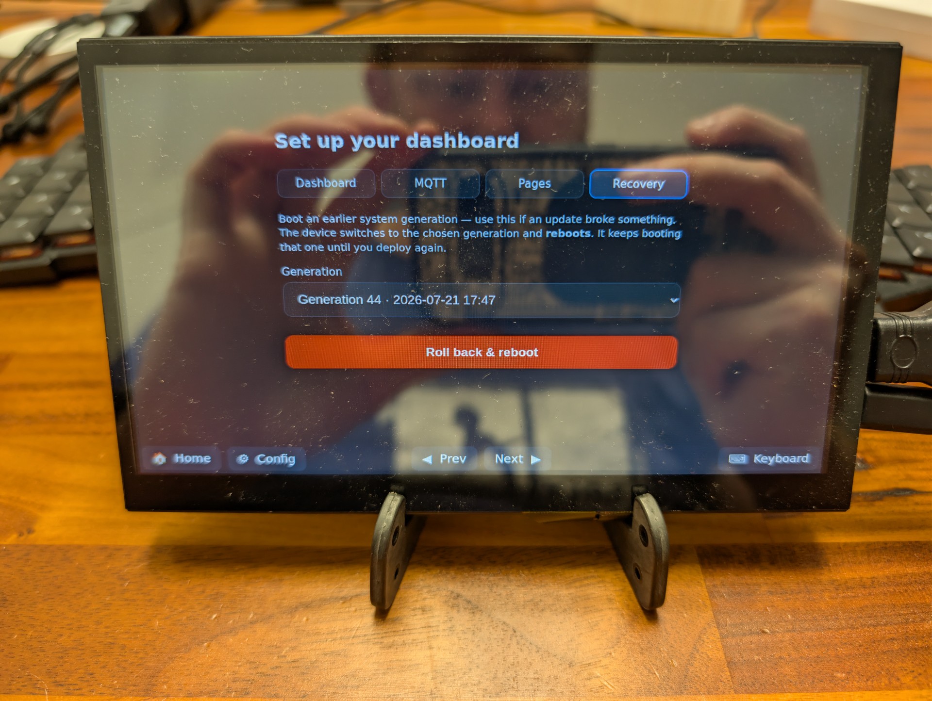 The on-screen recovery generation picker